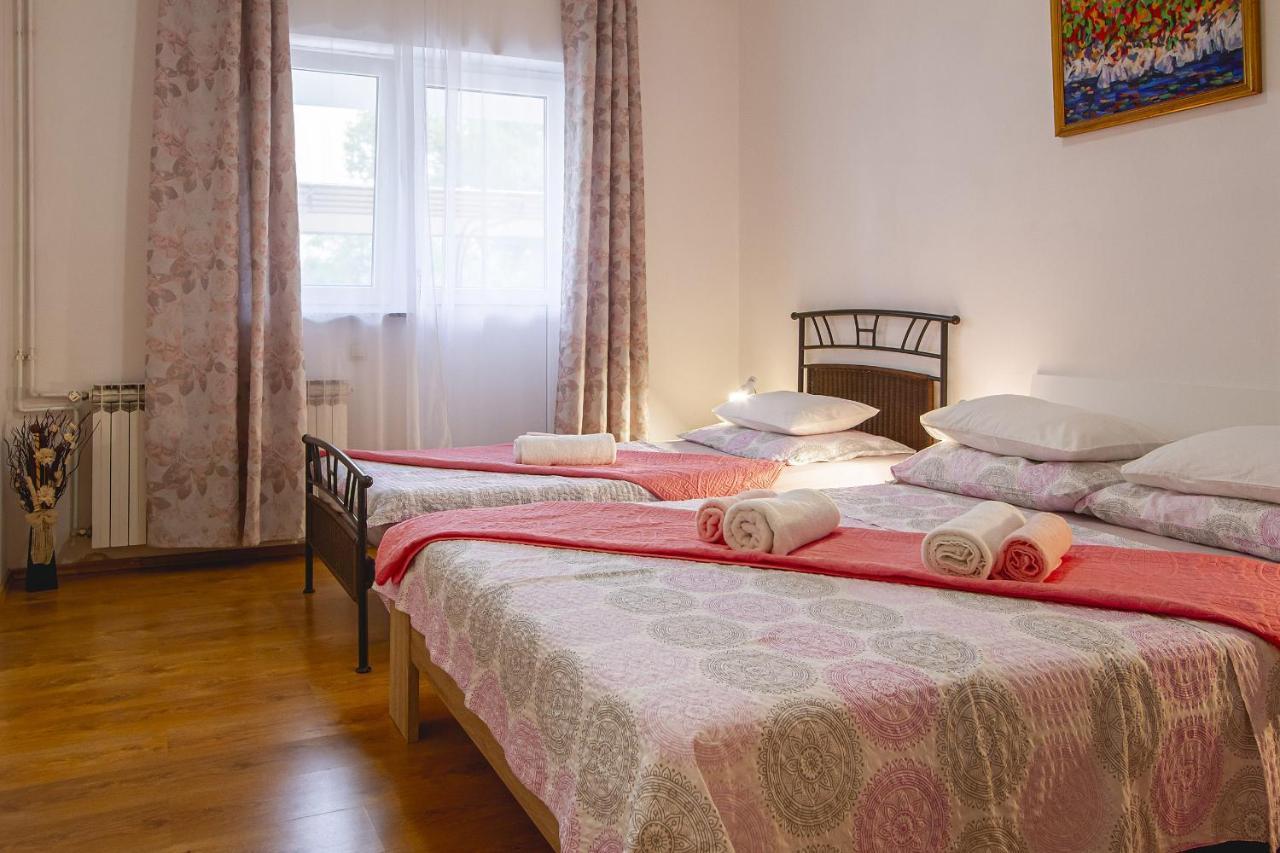 Apartmani Justic Njivice Exterior foto